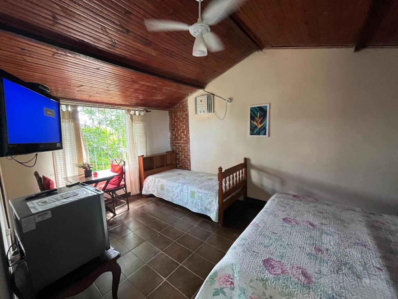 Hostel Das Estrelas Areal المظهر الخارجي الصورة
