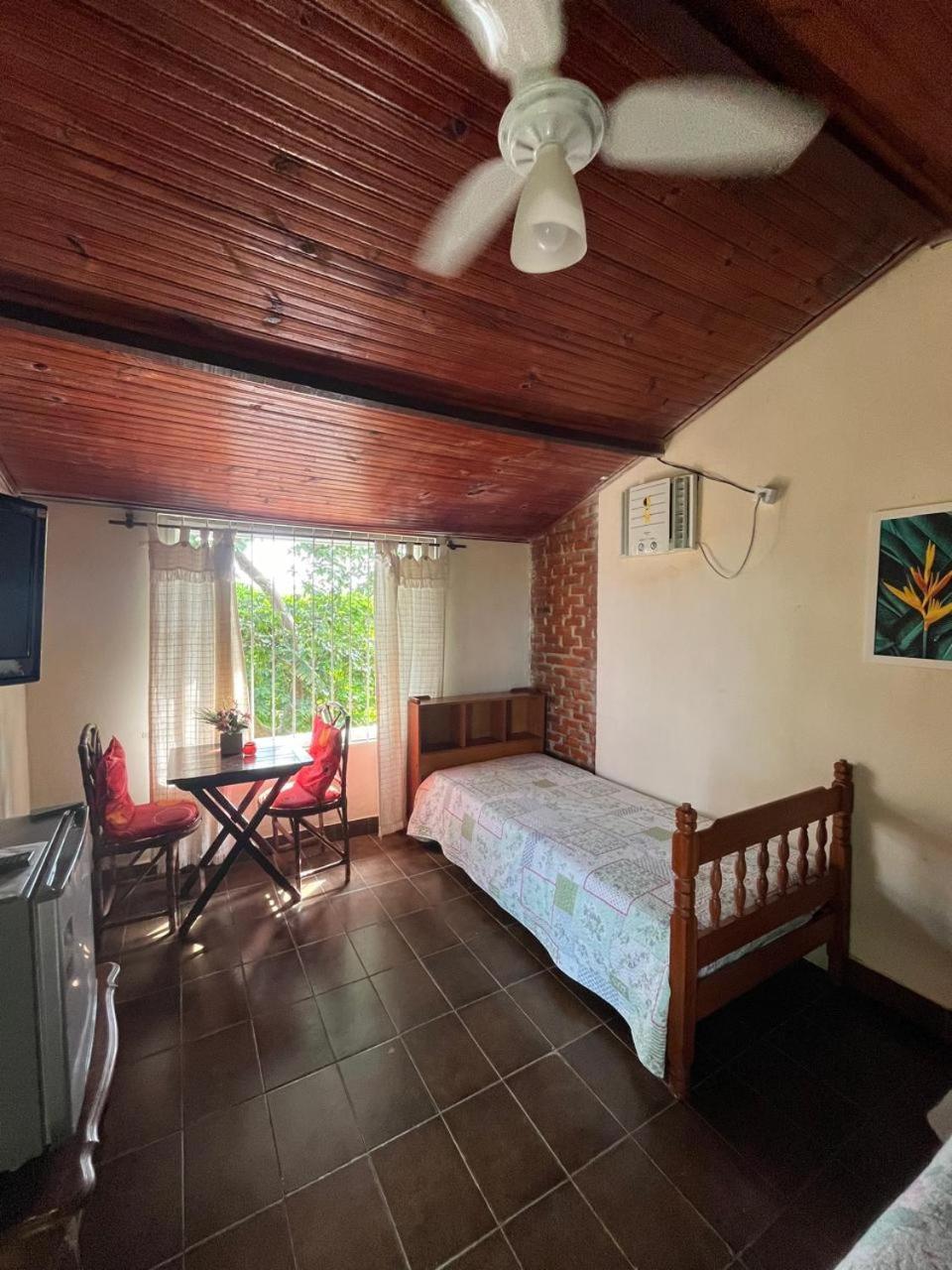 Hostel Das Estrelas Areal المظهر الخارجي الصورة